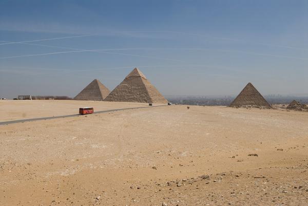 Giza-Pyramids (11)
